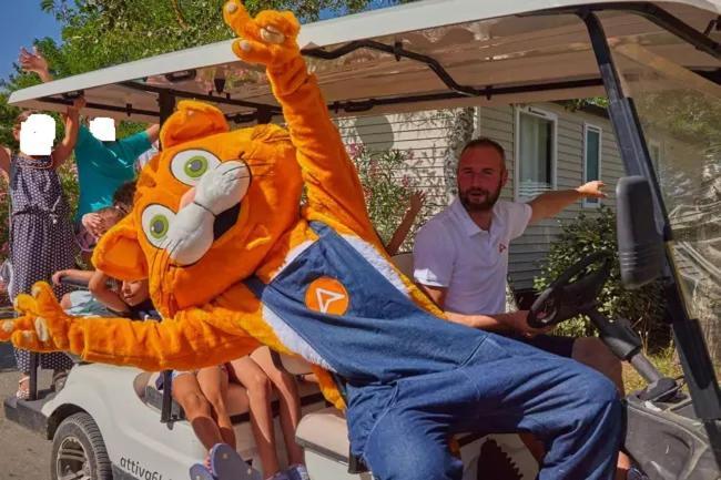 Mobil Home Tout Confort 6 Personnes Climatise Au Pied Du Luberon لا روكي دي انثيرون المظهر الخارجي الصورة