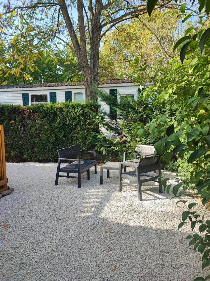 Mobil Home Tout Confort 6 Personnes Climatise Au Pied Du Luberon لا روكي دي انثيرون المظهر الخارجي الصورة