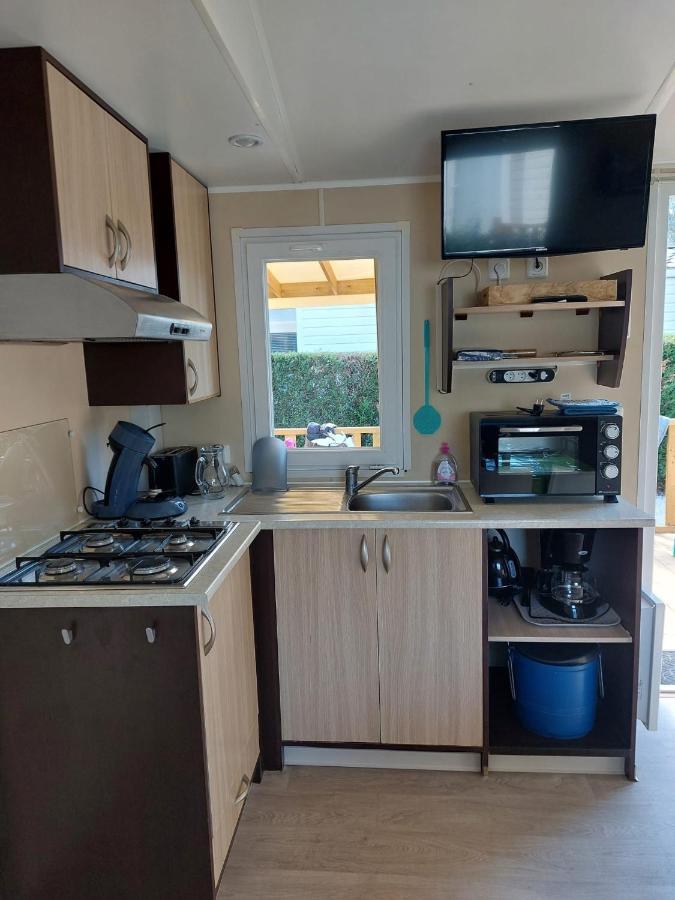 Mobil Home Tout Confort 6 Personnes Climatise Au Pied Du Luberon لا روكي دي انثيرون المظهر الخارجي الصورة